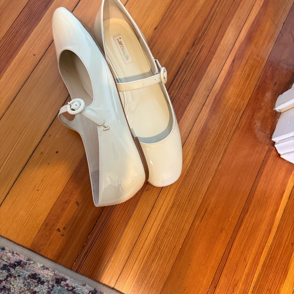 Laroude cream Mary Jane Shoes. brand new - Picture 9 of 9